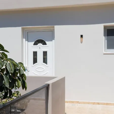 Merkaj Apartment Sarandë