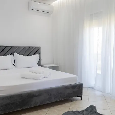Apartment Merkaj *